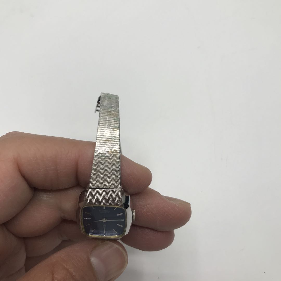 Seiko 43-3390 Analog Quartz Women