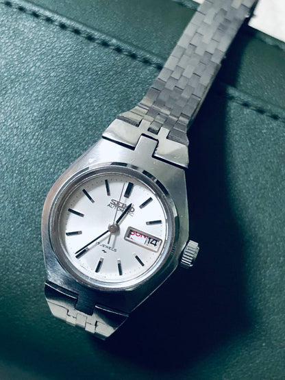 Seiko Analog Mechanical (Automatic) Women