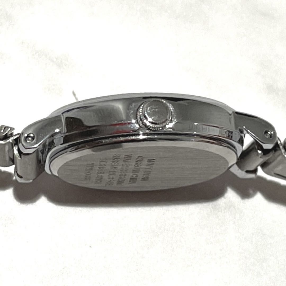 Seiko current 121 Analog Quartz Women Watch Current For Parts / Junk