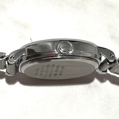 Seiko current 121 Analog Quartz Women Watch Current For Parts / Junk