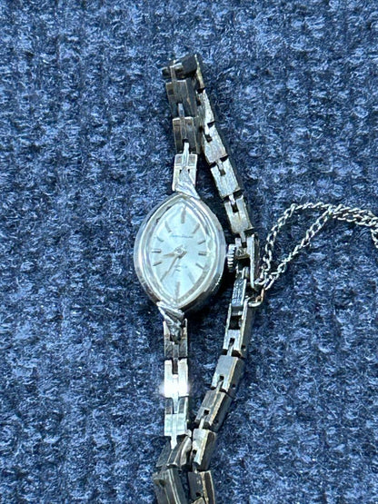 Analog Solar,Mechanical (Manual) Women