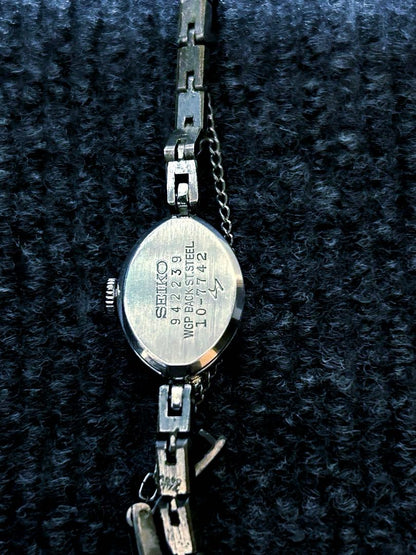 Analog Solar,Mechanical (Manual) Women