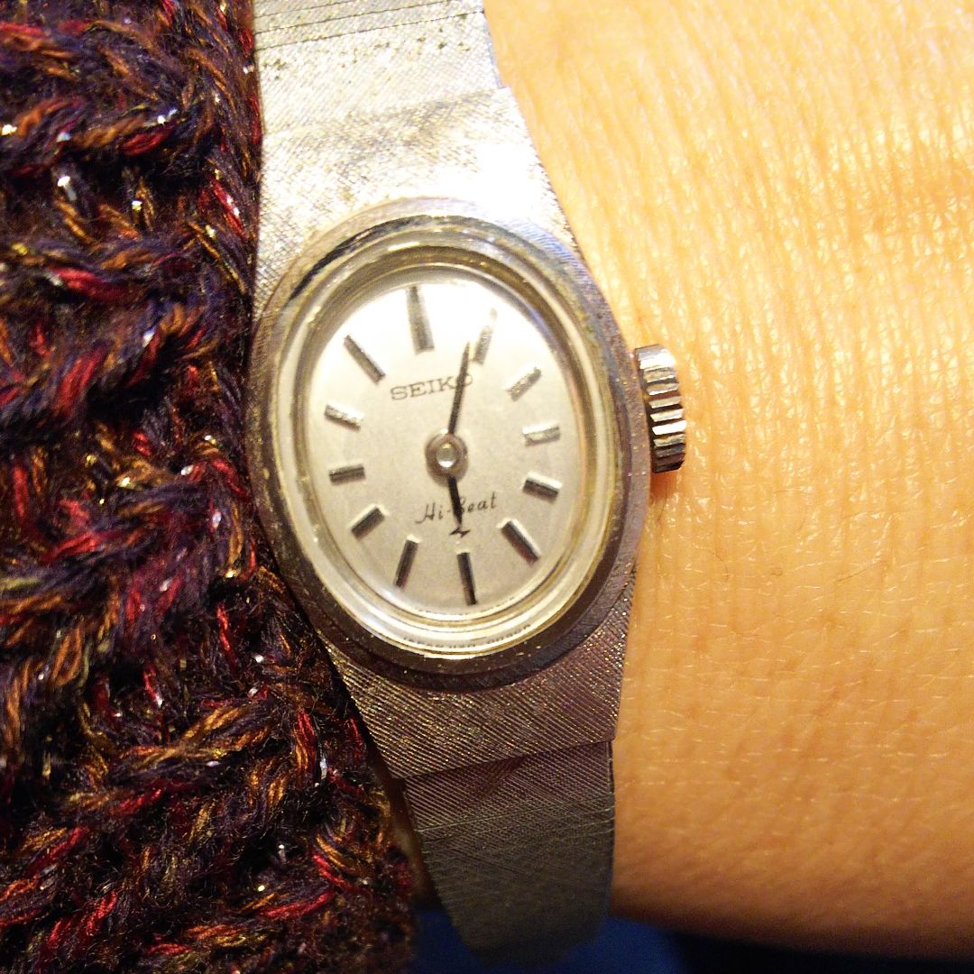 Seiko 1120-7000 Analog Mechanical (Manual) Women