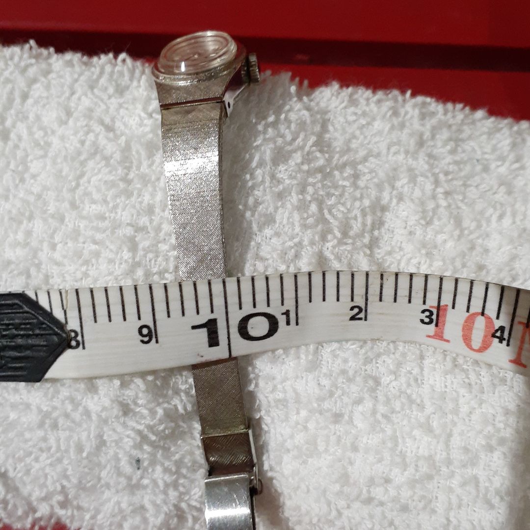Seiko 1120-7000 Analog Mechanical (Manual) Women