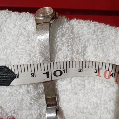 Seiko 1120-7000 Analog Mechanical (Manual) Women