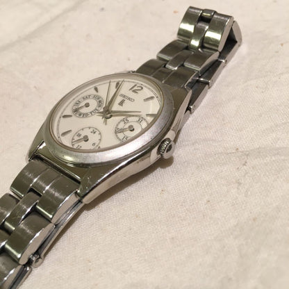 Seiko lk/lukia Analog Quartz Women