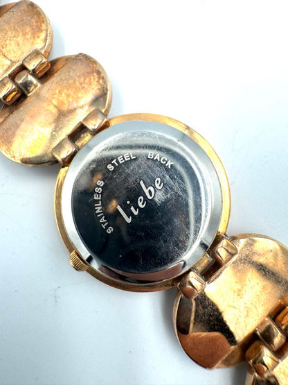 Abiste Liebe Analog Quartz Women Watch
