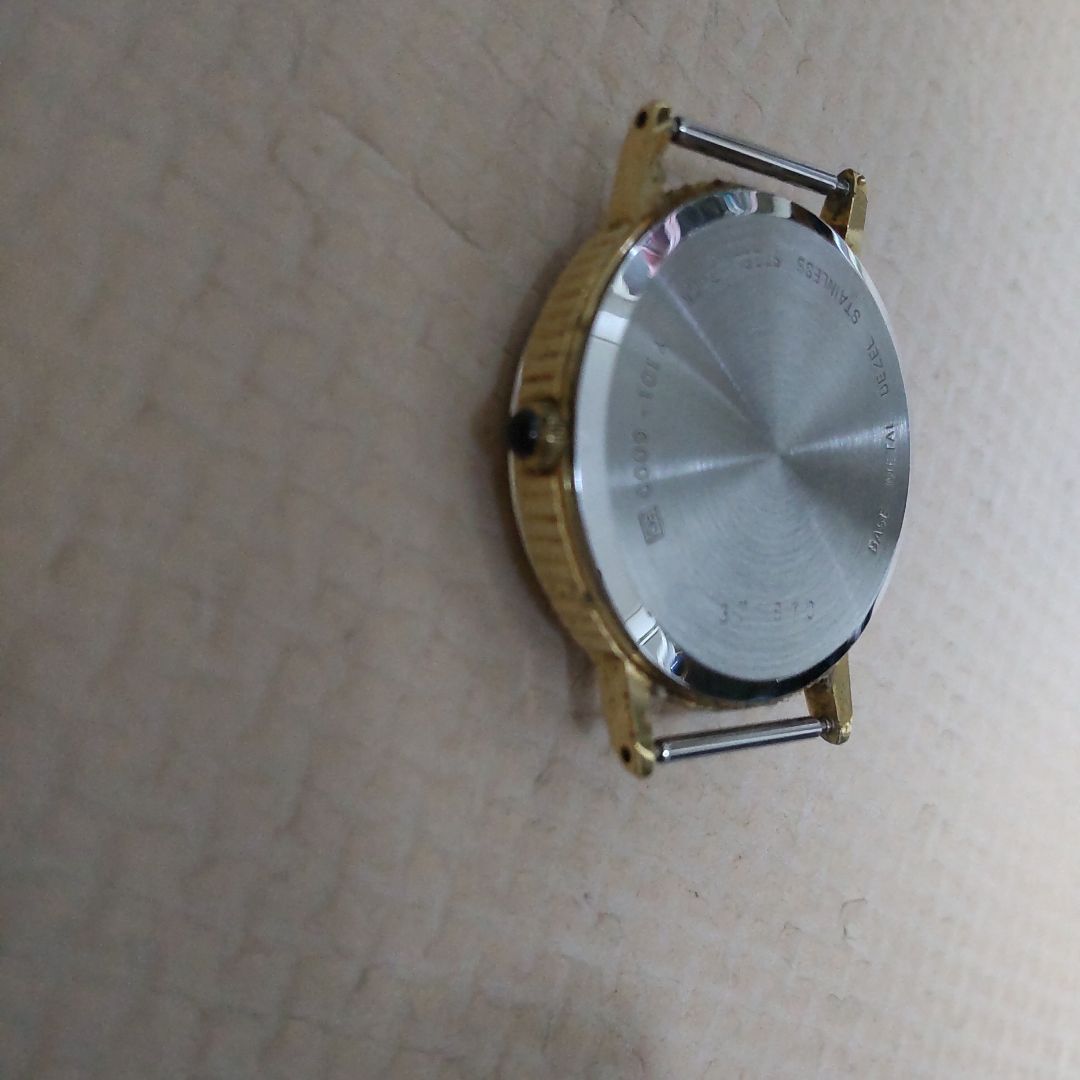 Seiko Alba Disney Y101-6000 Analog Quartz Women