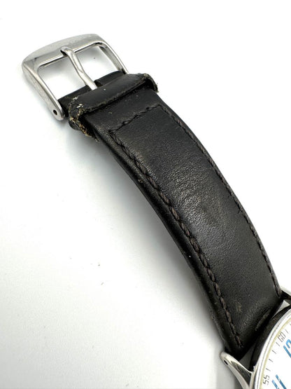 Adexe Analog Quartz Men Watch