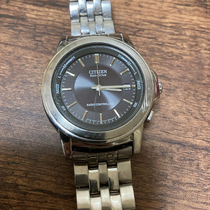 Citizen Eco-Drive A412-t002595 Analog Quartz Men