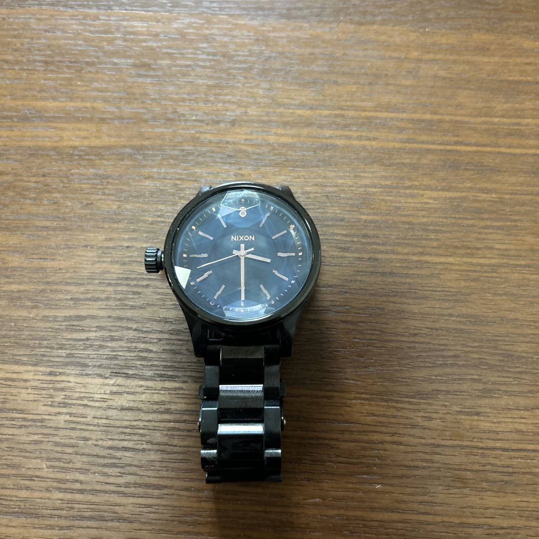Analog Quartz Women