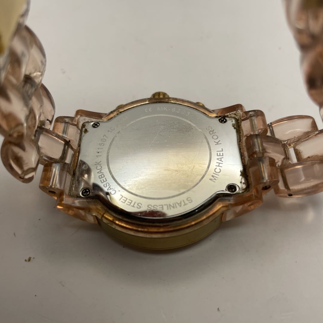 Analog Quartz Women