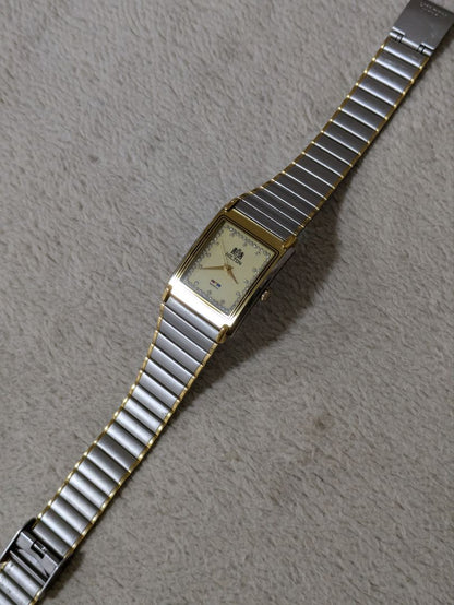 Hilton Analog Quartz Men ヒルトン ストーン付きwatch