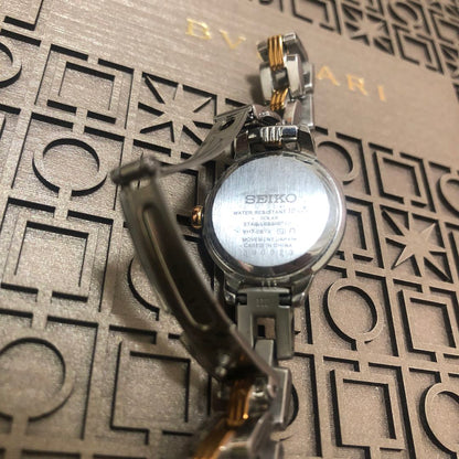 Seiko Analog Quartz Women
