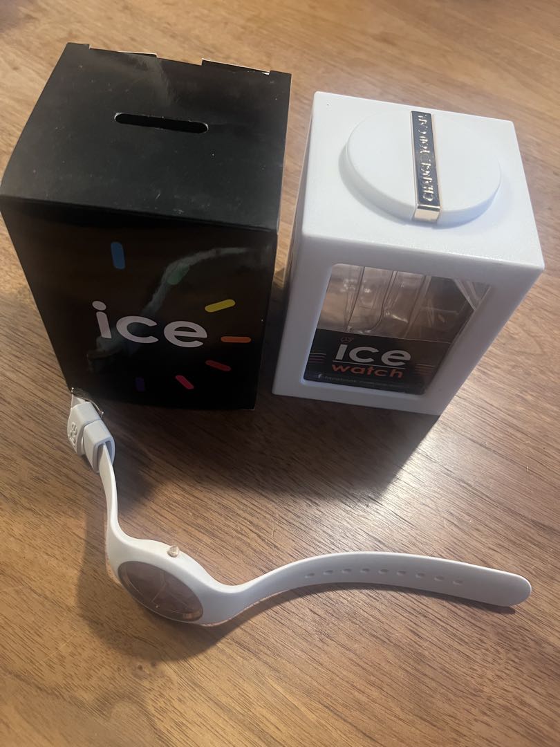 Ice Watch ICE.FLOP U.S.15 Analog Quartz Women
