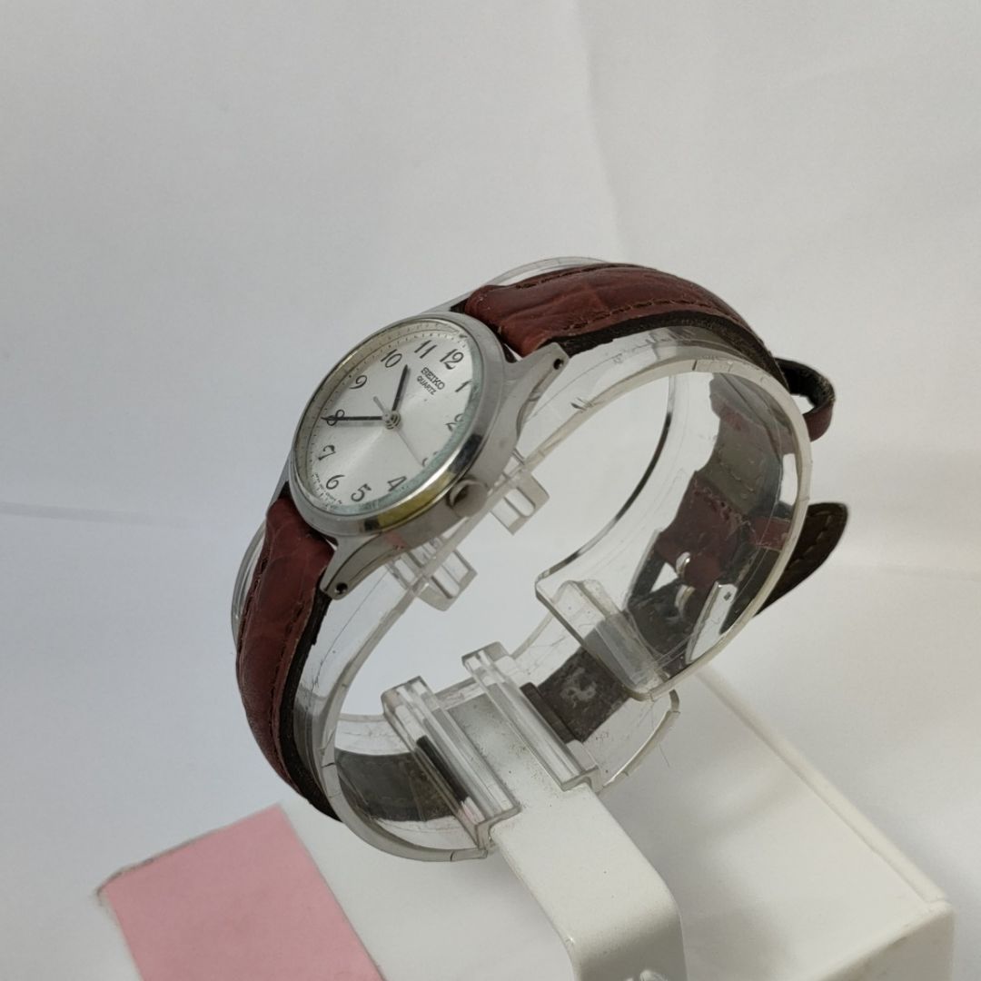 Seiko 091598 Analog Quartz Women