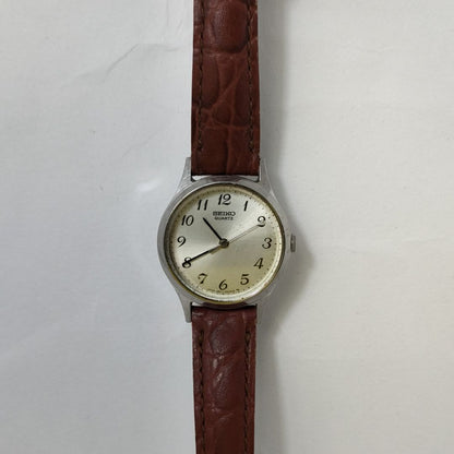Seiko 091598 Analog Quartz Women