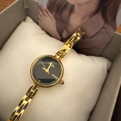 Cahipe Analog Quartz Women
