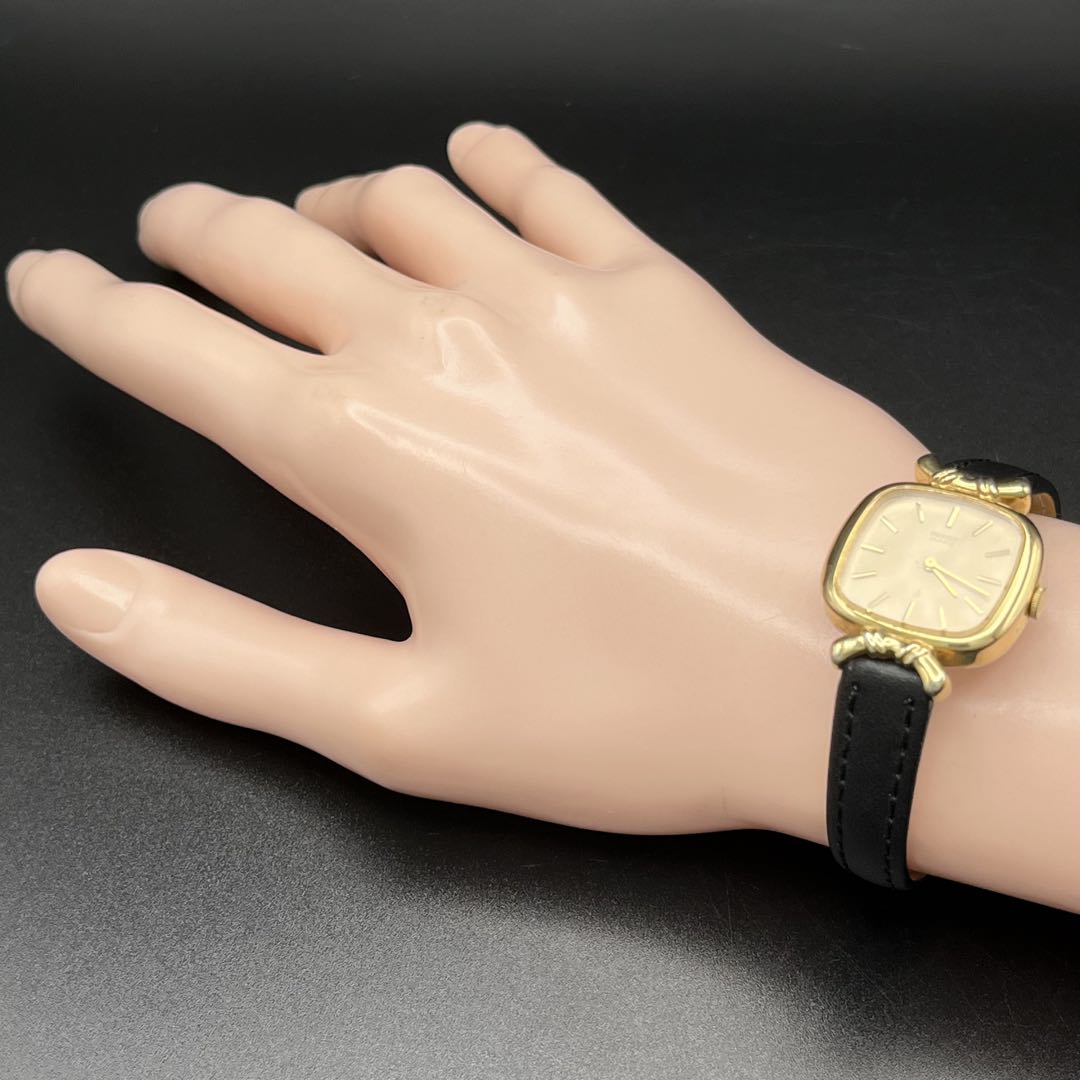 Seiko Analog Quartz Women