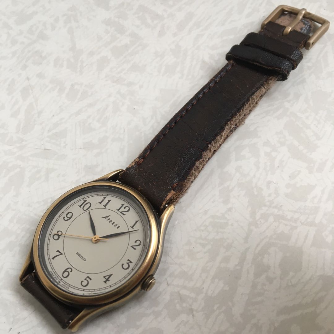 Seiko Avenue 5P31-6210 Analog Quartz Men