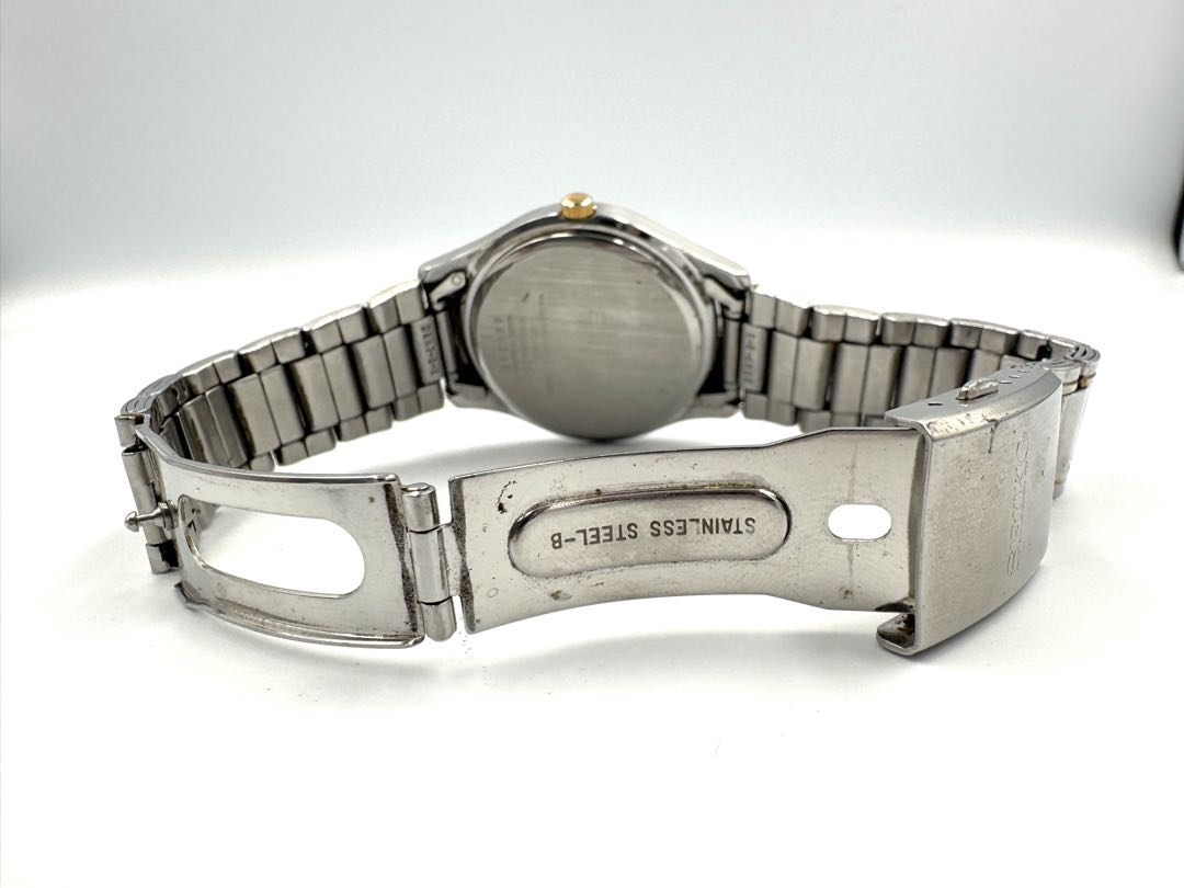 Seiko Spirit V145-0BV0 Analog Quartz Unisex Adults Solar Vintage Two-Tone Day Date Men'S Watch Japan Movement