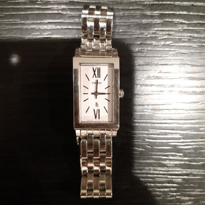 Seiko 1N01-0BF0 Analog Quartz Women