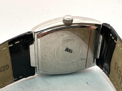 Guess Steel Analog Men Men'S Wristwatch, Silver Dial, Date Function, 31Mm Case