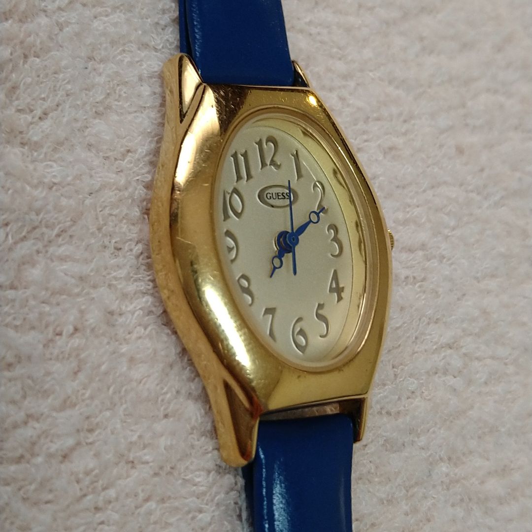 Guess Analog Quartz Women