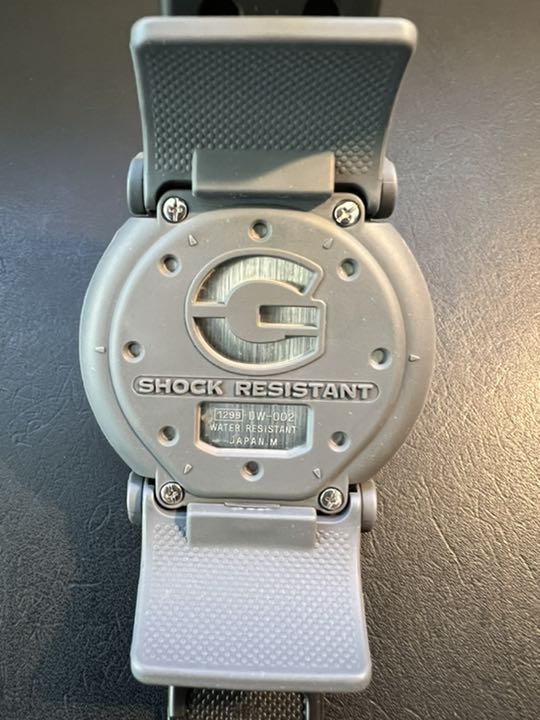 G-Shock DW-002 Digital Quartz Men