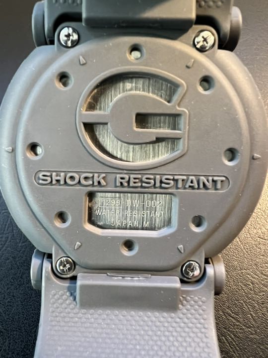 G-Shock DW-002 Digital Quartz Men
