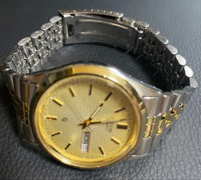 Citizen 6100-S96337 Analog Quartz Men