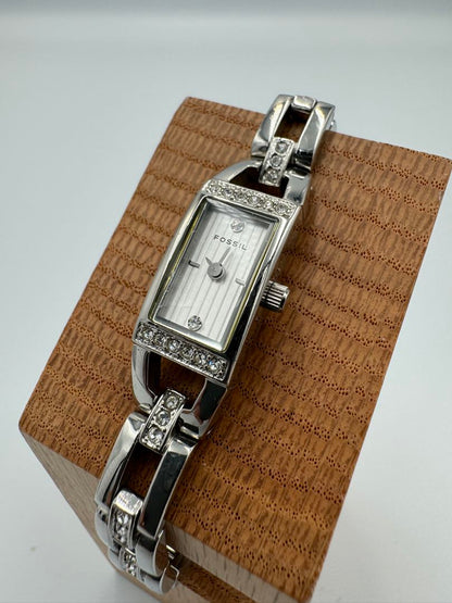 Fossil Analog Quartz Women Watch Silver Tone