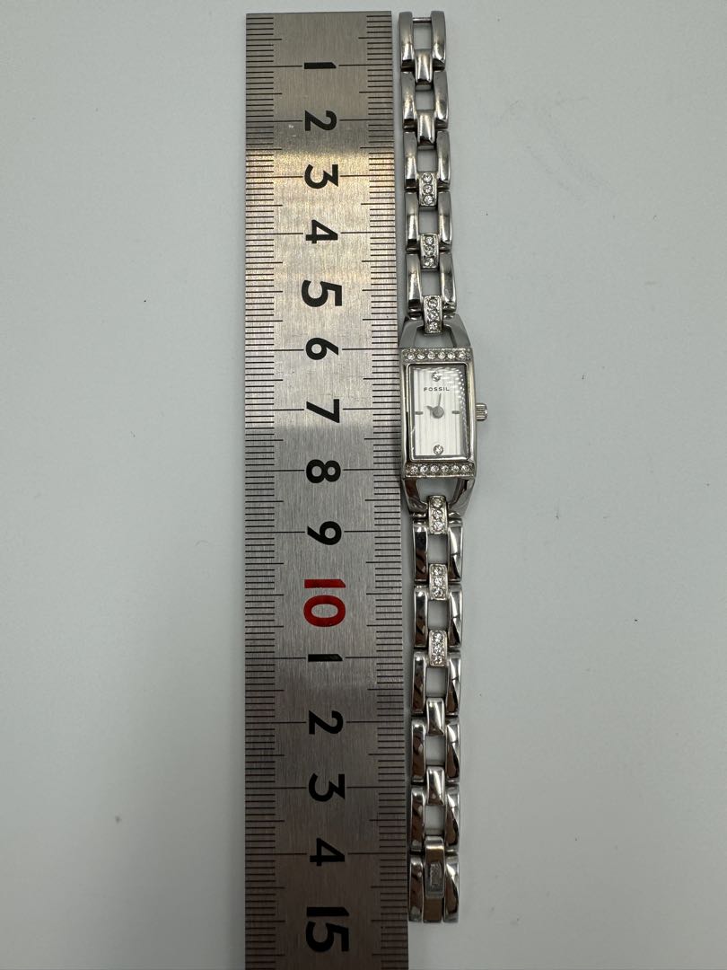 Fossil Analog Quartz Women Watch Silver Tone