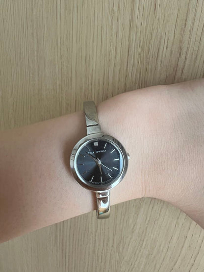 Star Jewelry Analog Solar Women