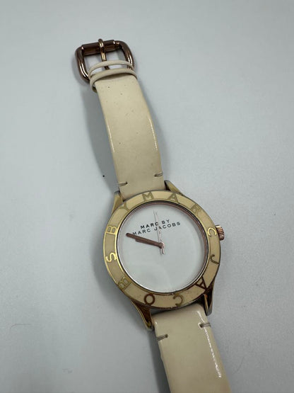 Analog Quartz Women