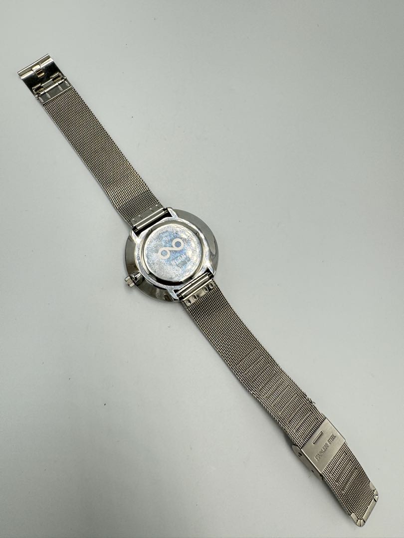 Klon Analog Quartz Men Watch Mirror Dial Damaged Strap