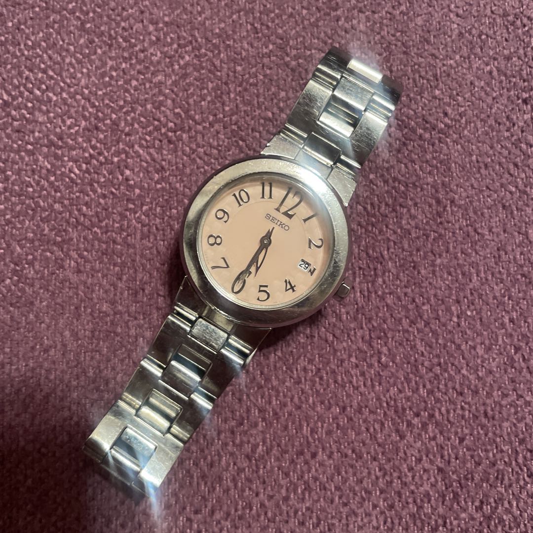 Seiko lk/lukia 7N82-OCNO Analog Quartz Women