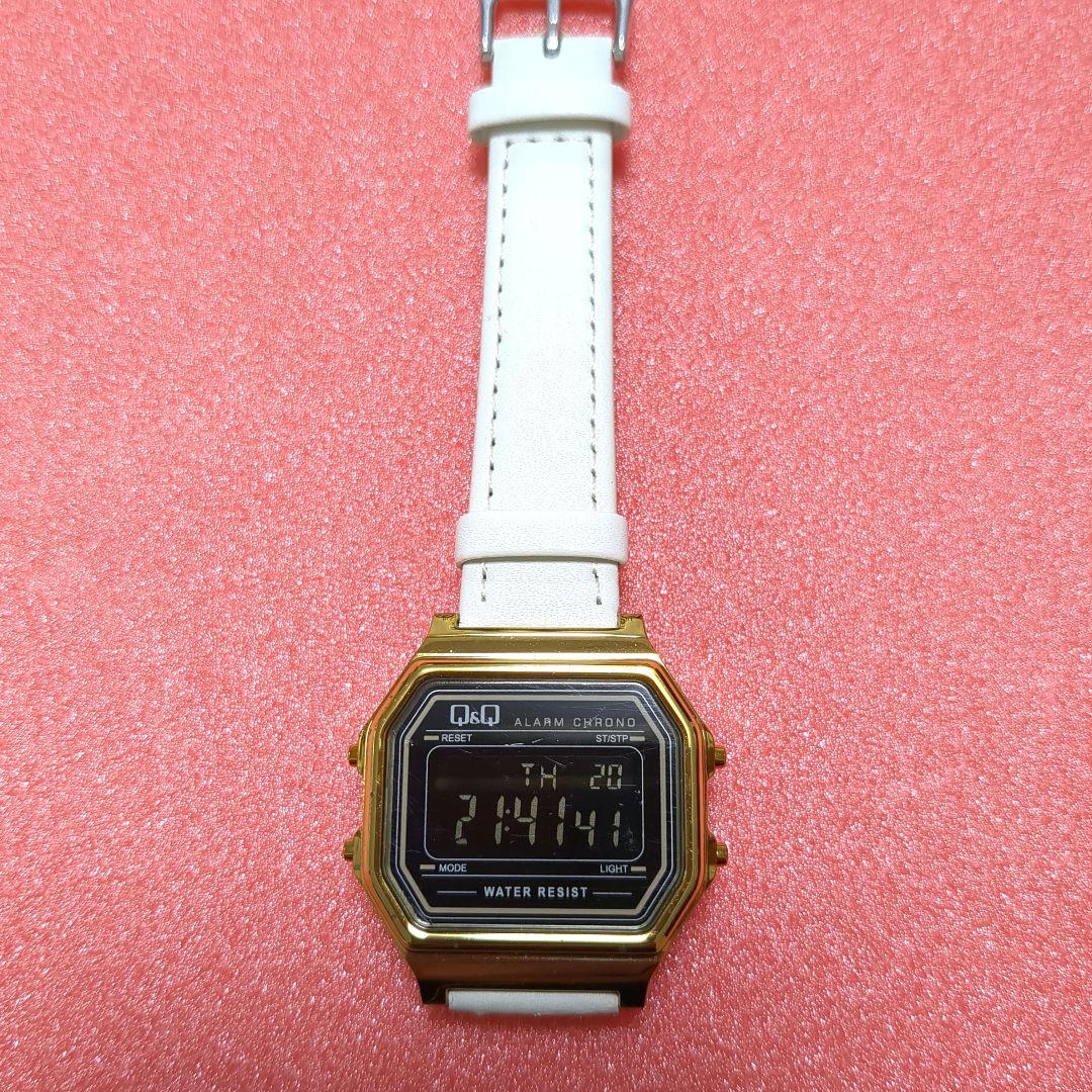Citizen Q&Q Digital Quartz Men