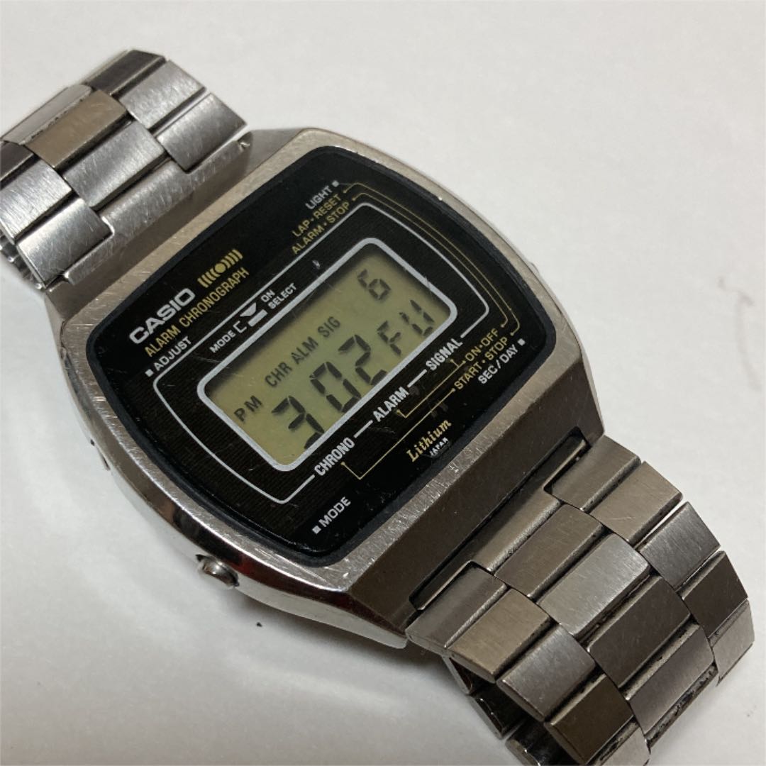 Casio Vintage 83QS-41 Digital Quartz Men