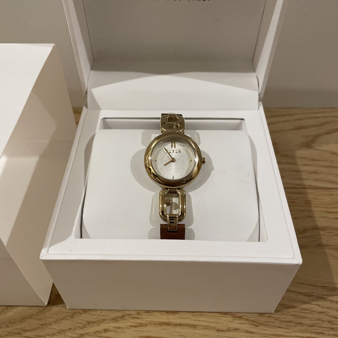 Furla Analog Mechanical (Manual) Women