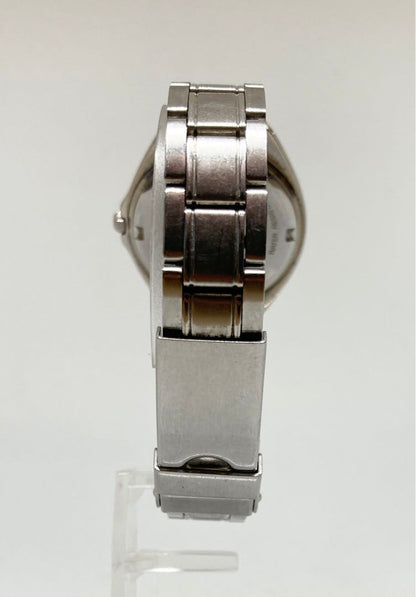 Seiko Alba Carib V182-0D10 Analog Solar Men Watch Silver Blue Dial 10 Bar