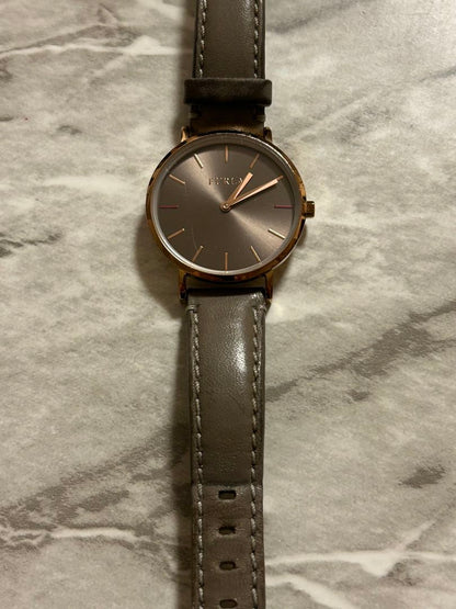 Analog Quartz Women