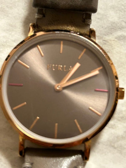 Analog Quartz Women
