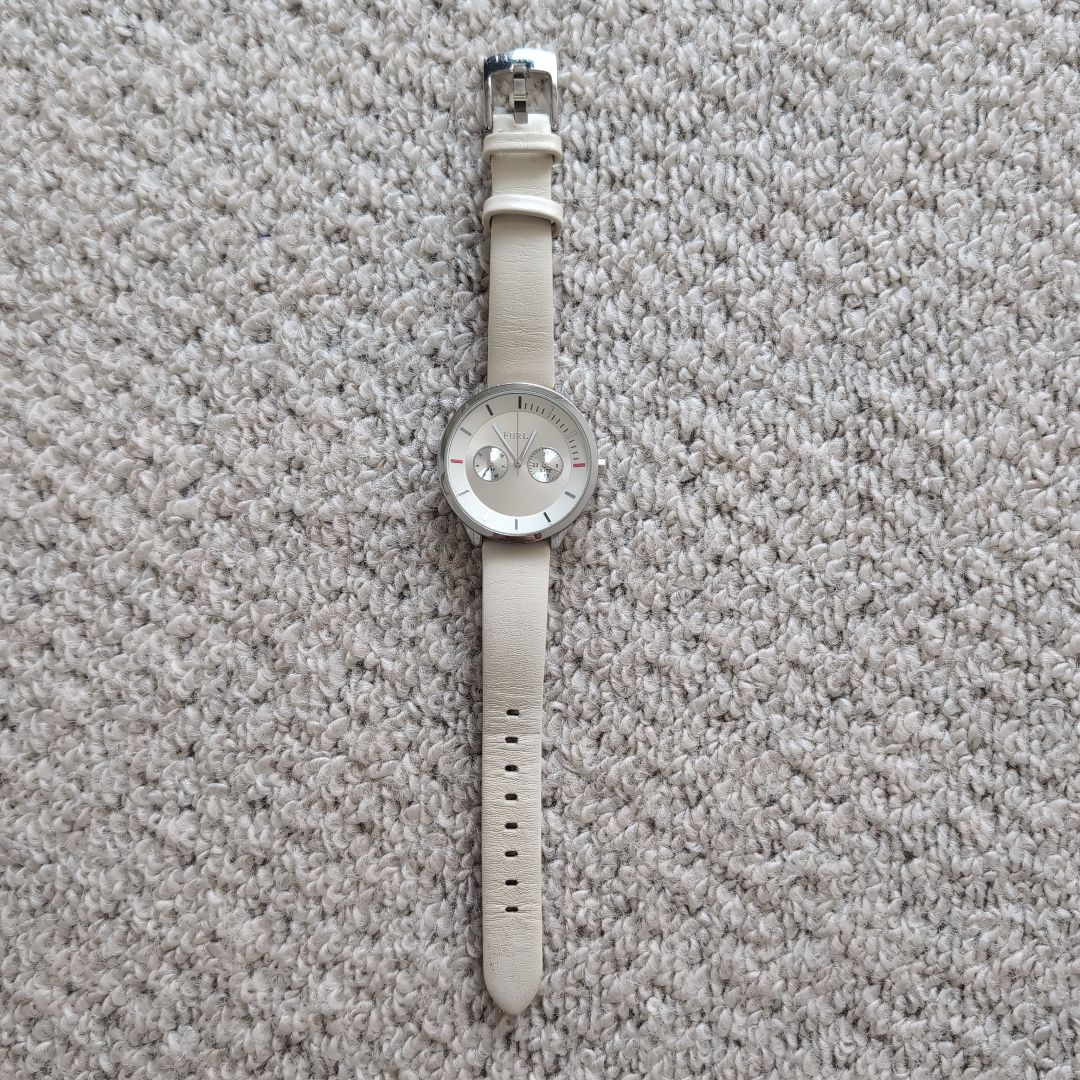 Furla Analog Mechanical (Manual) Women