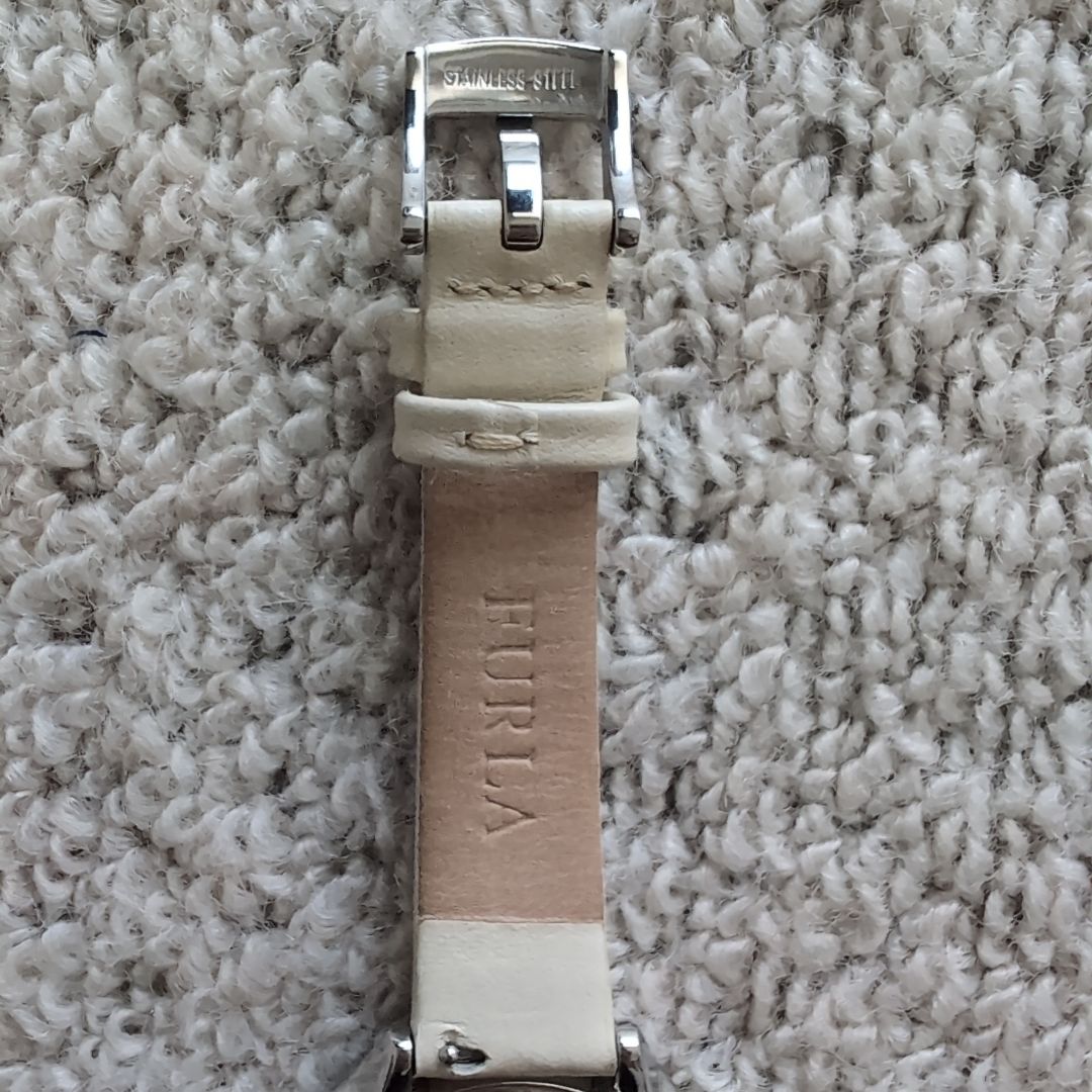 Furla Analog Mechanical (Manual) Women