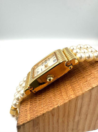 Avon Analog Quartz Women Watch