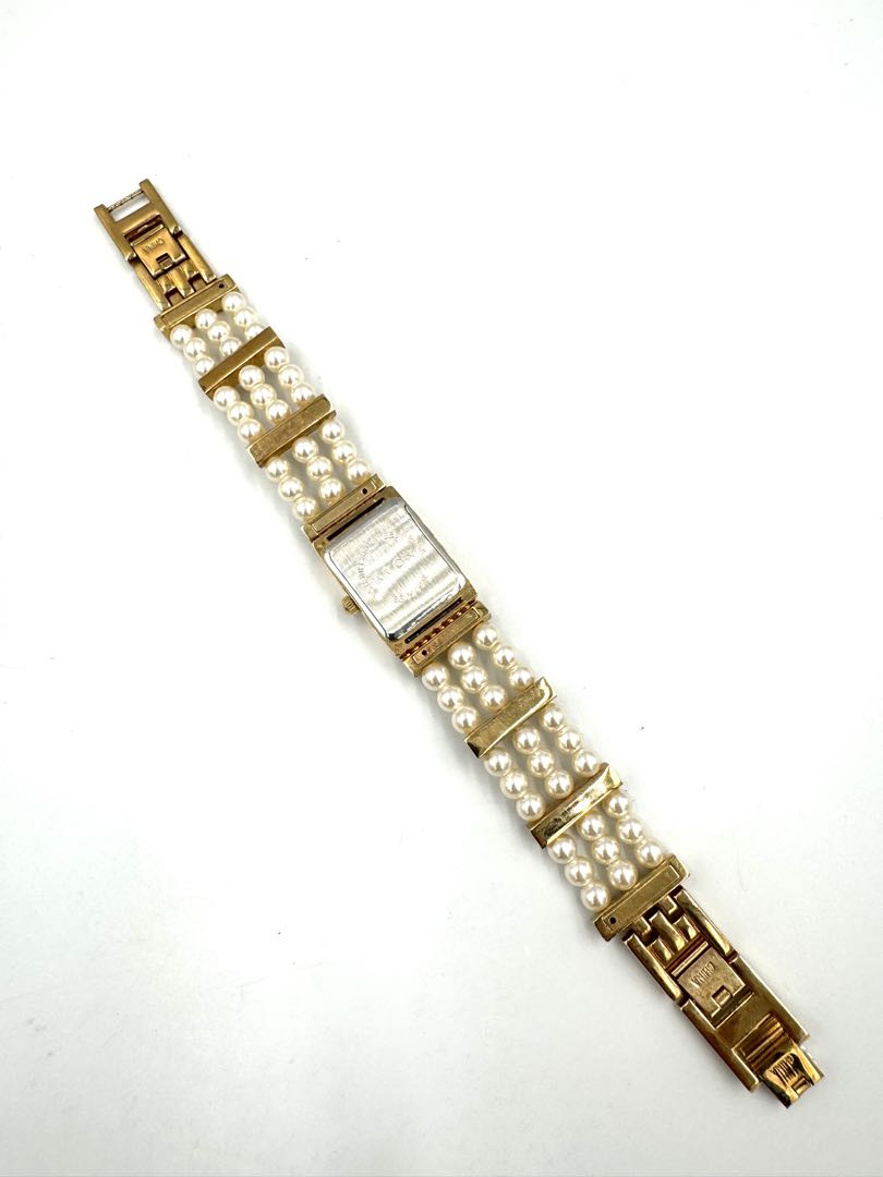 Avon Analog Quartz Women Watch