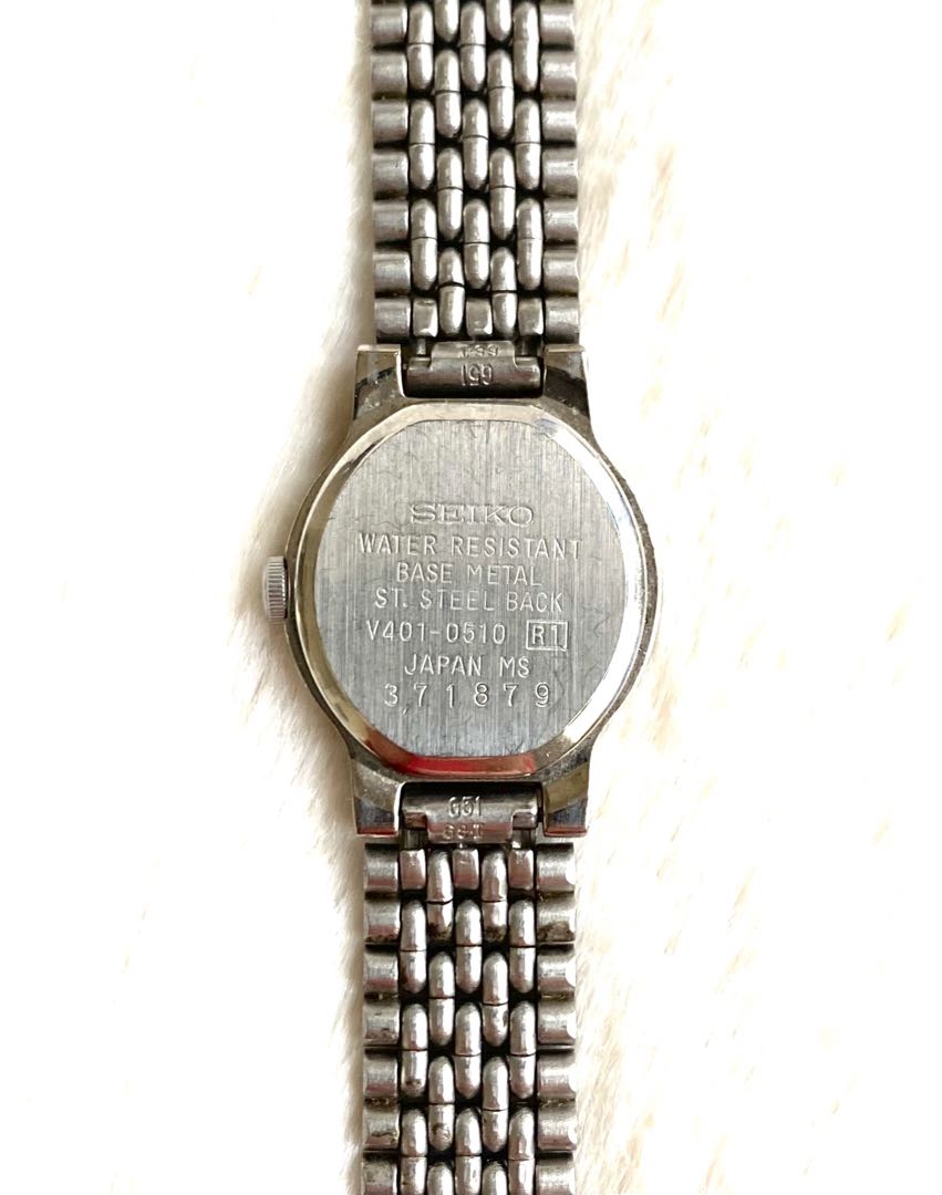 Seiko V401-0510 Analog Quartz Women