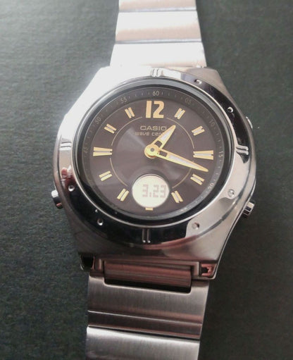 Casio Wave Ceptor LWA-M141 Analog Solar Women
