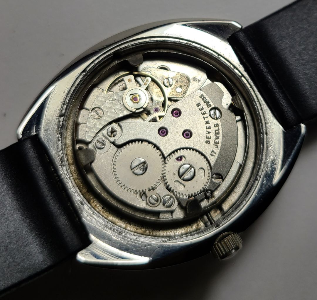 Tressa Swiss Made Analog Mechanical (Manual) Men Men